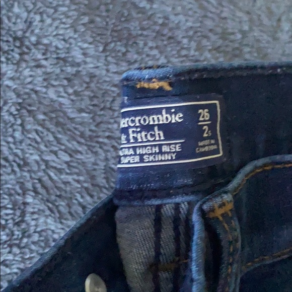 Skinny Jeans - Picture 2 of 3